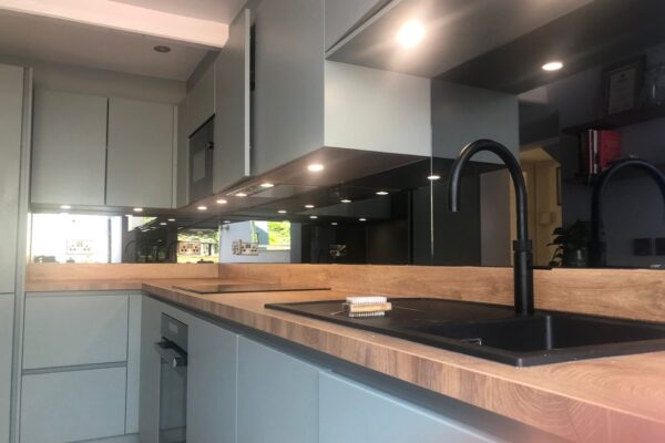 F06F17B3-742A-4848-86B4-478DC9239C32 Kitchen Splashbacks